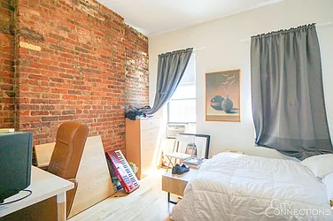 Rented by City Connections Realty