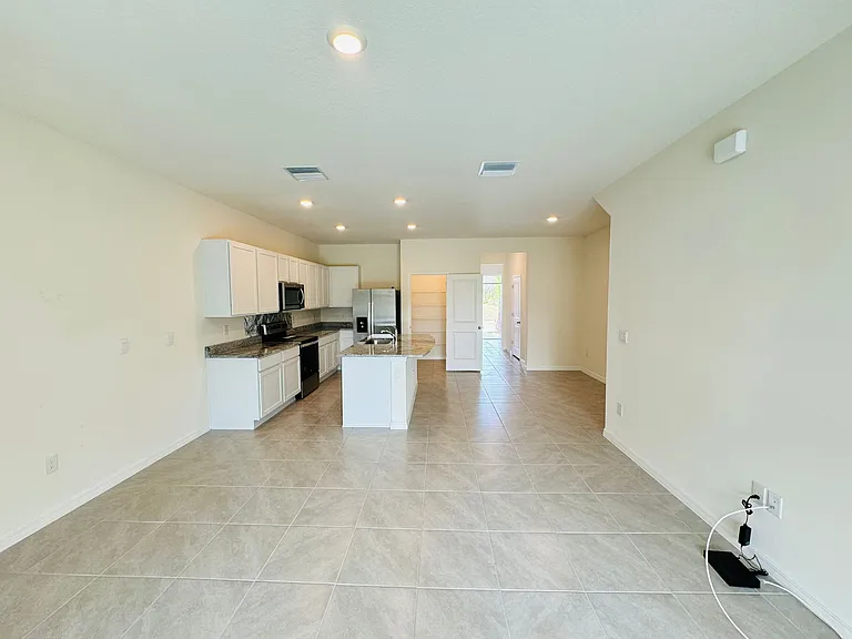 1514 Ranchette Rd — Photo 6