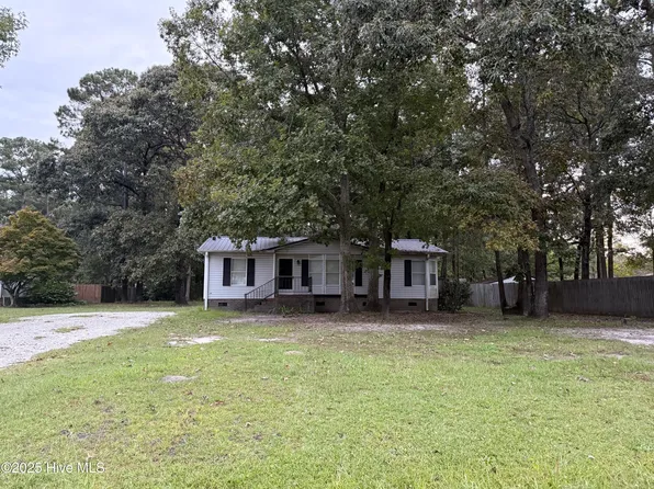 202 Forest Island Point, Rocky Point, NC 28457