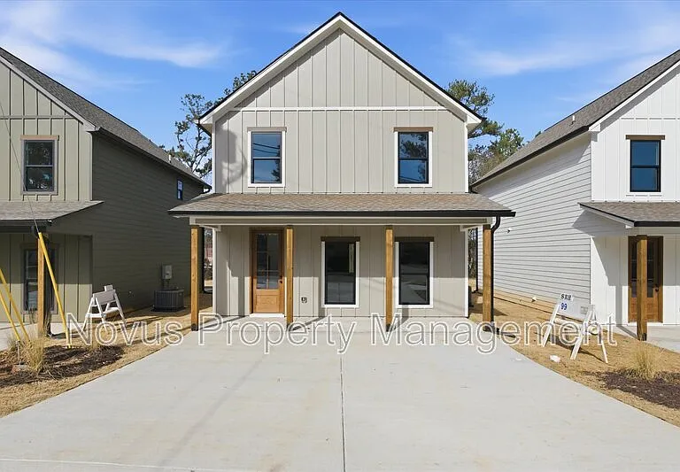 99 Carroll Cir — Photo 1