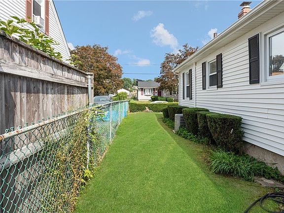 5th image of 19 Taylor St