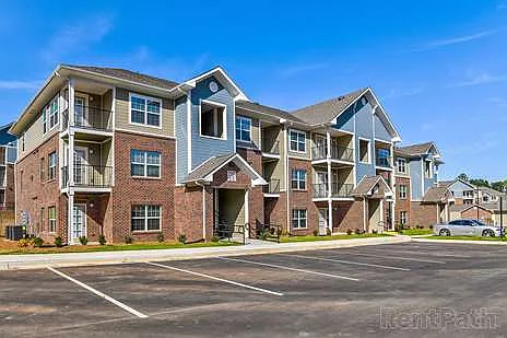 Granite Pointe Apartment Homes — Photo 20