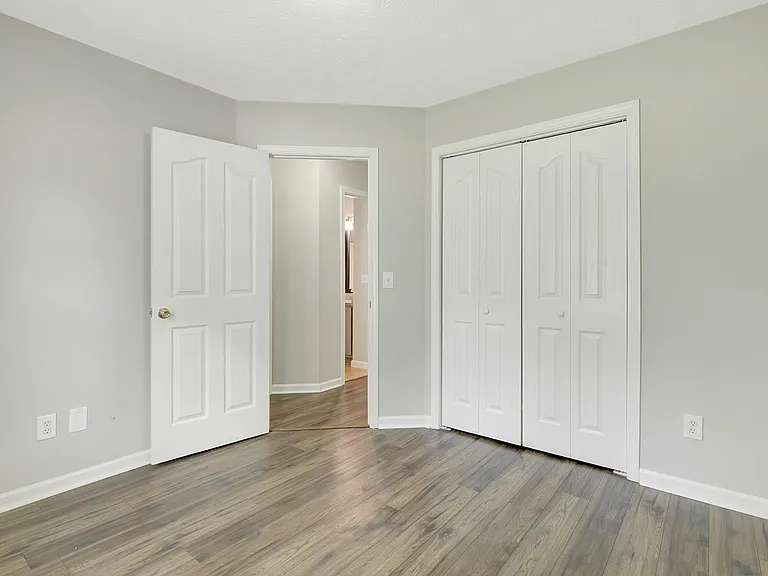 56 Pemberton Pl — Photo 33