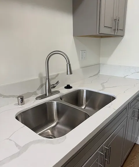 Almansor Hill Apartments — Photo 6