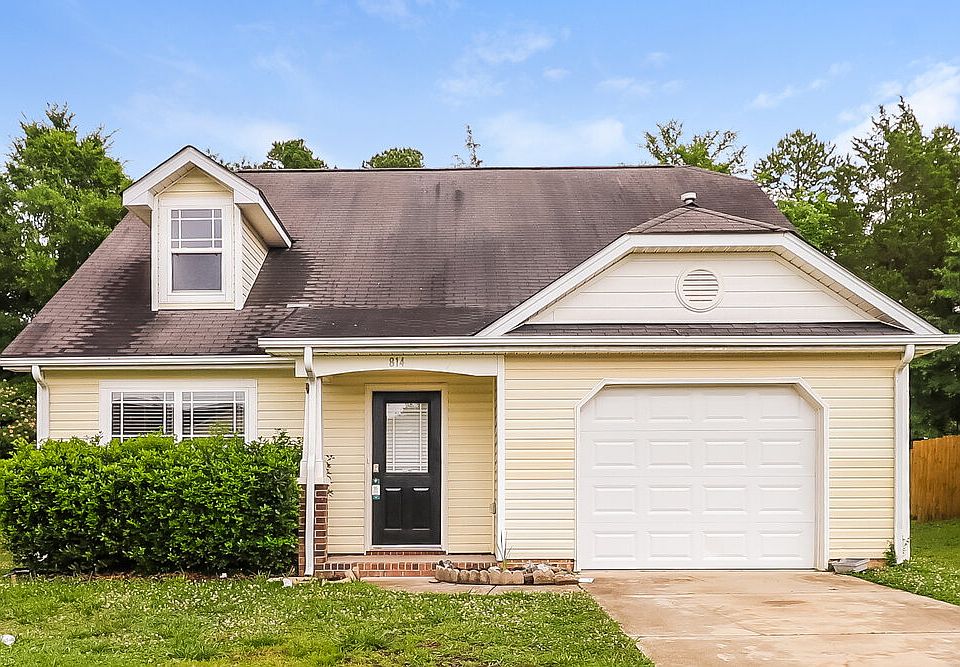 1st image of 814 Oakshire Cir