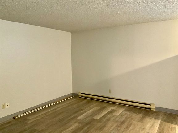 4th image of 2345 Dearborn Ave #1-6