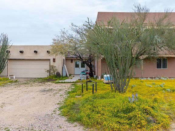 3rd image of 2308 E Venado Dr