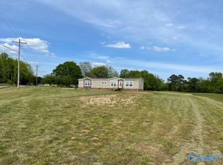 206 Mount Carmel Rd, Falkville, AL 35622