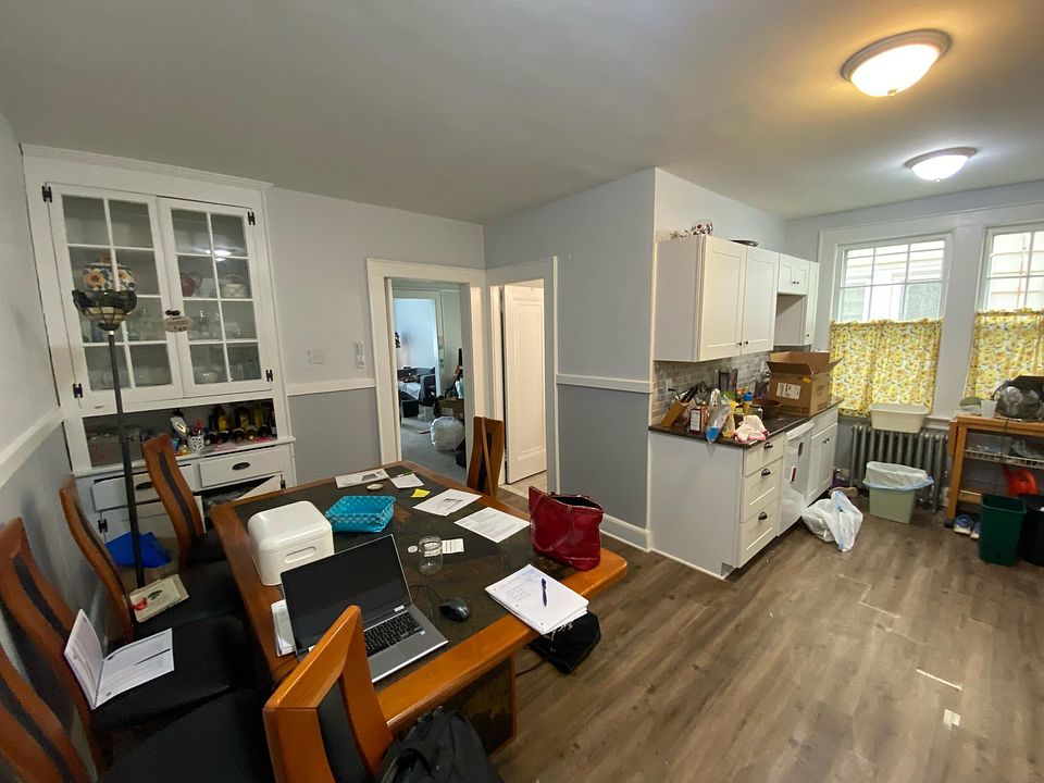 1st image of 77 Devon St Floor 1