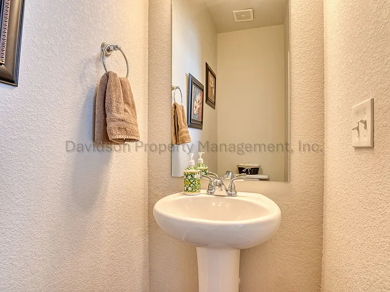 7050 Silvergrass Dr — Photo 6
