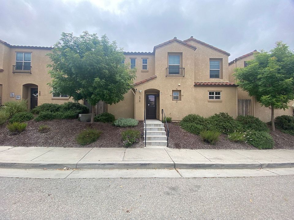 1st image of 578 River Oaks Dr