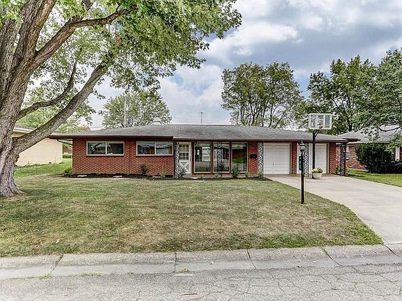 2nd image of 102 Lowry Dr
