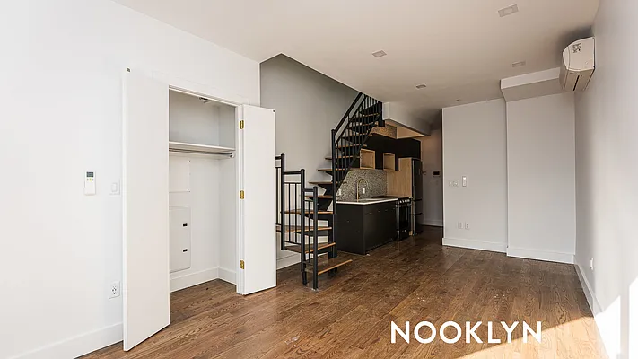 Rented by Nooklyn NYC LLC | media 4