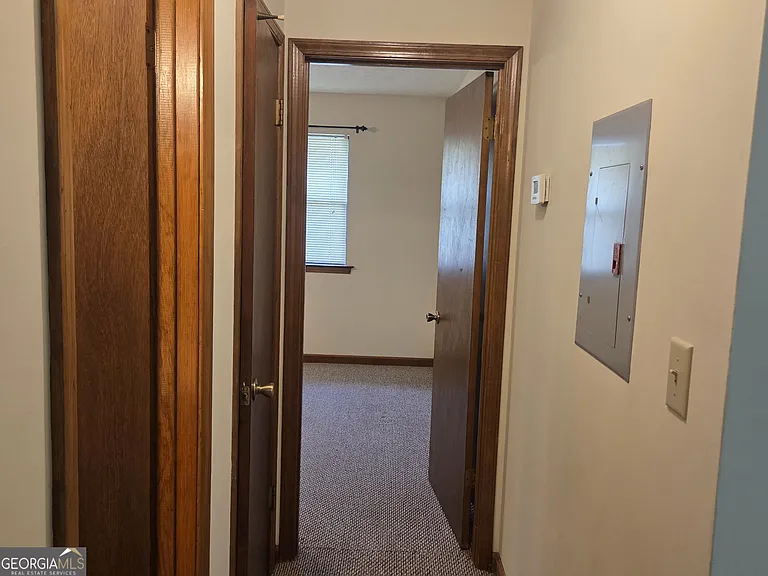 8437 Pineland Dr — Photo 12