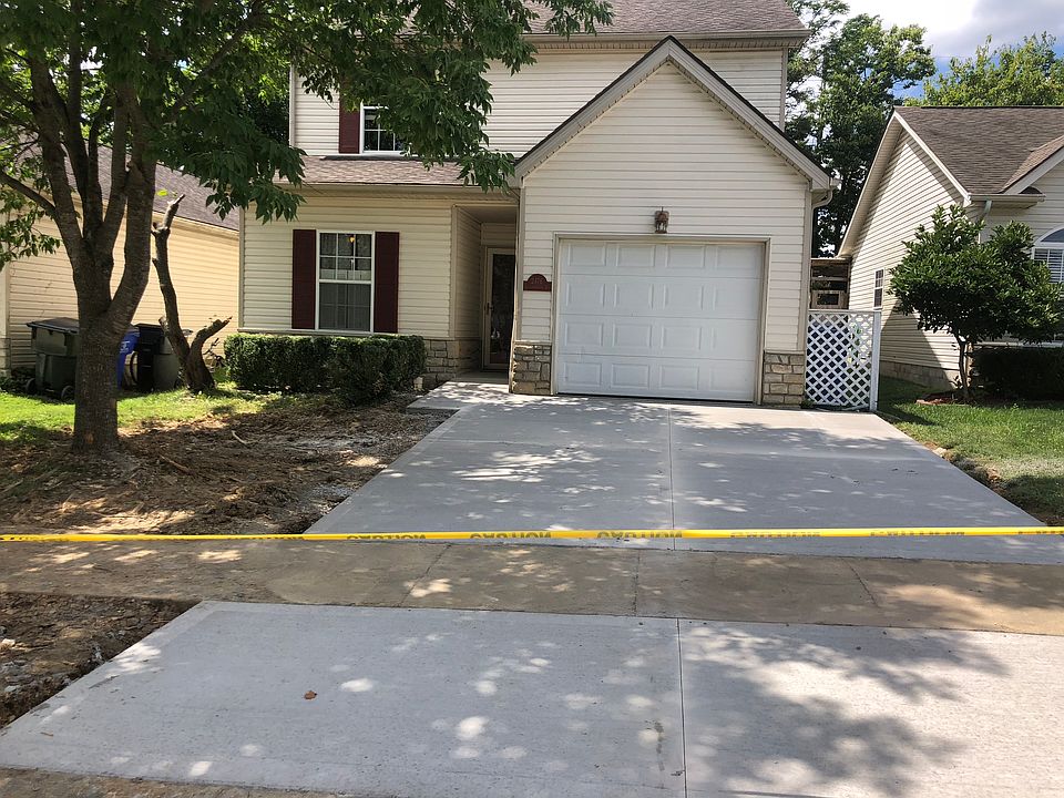 1st image of 2476 Checkerberry Dr