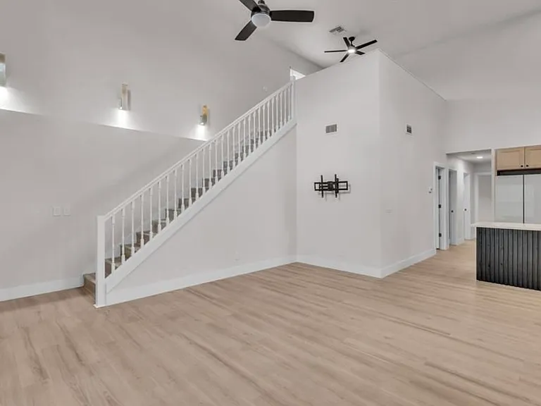 6246 Arthur Ave — Photo 18