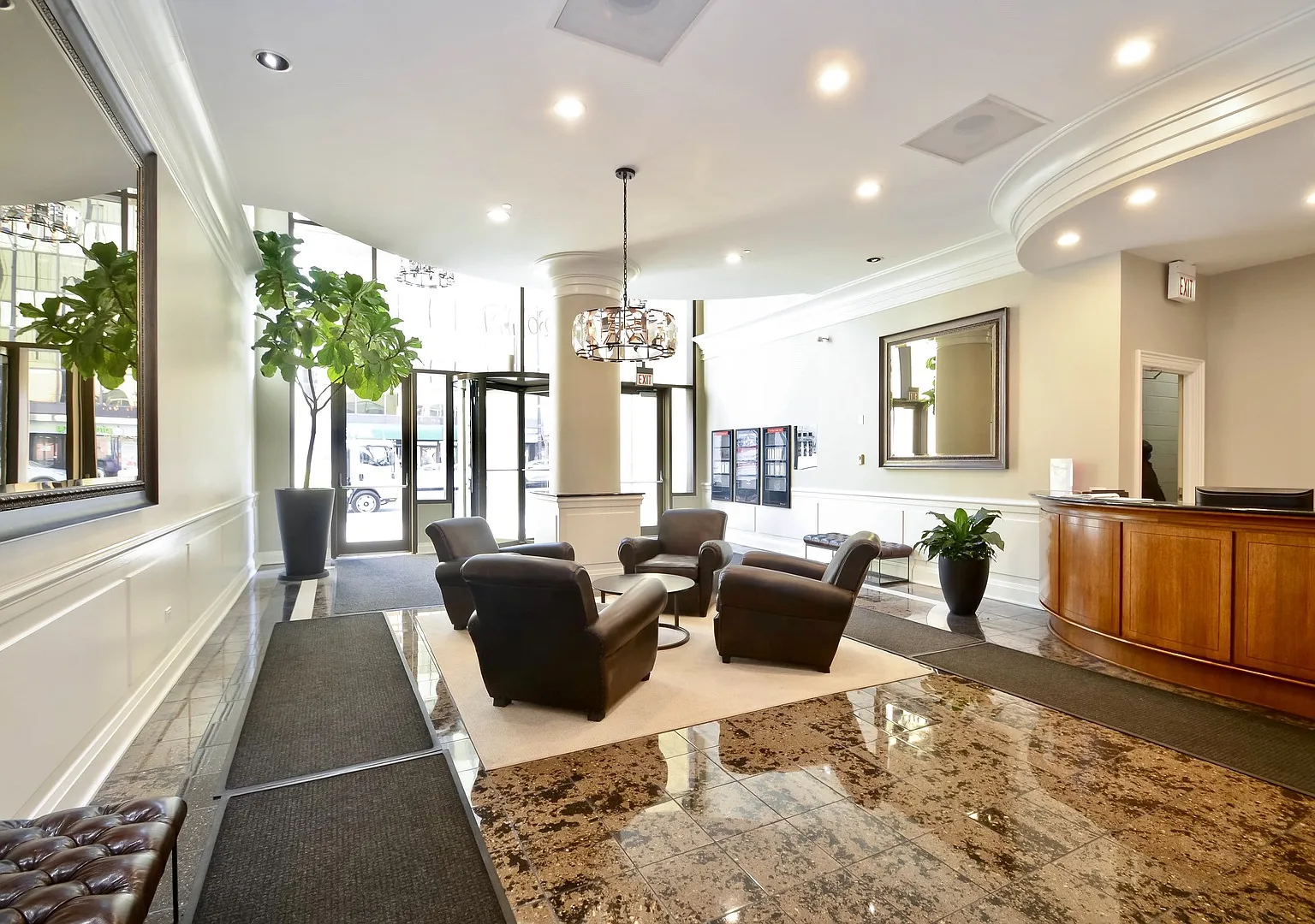 2 bed, 1365 sqft, $3,800 — Photo 2