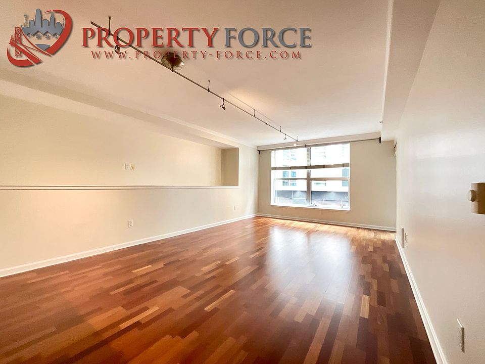 1st image of 400 Beale St APT 712