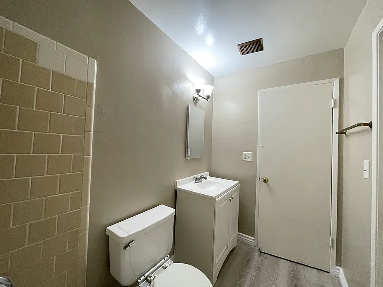 448 Terry Way #D — Photo 16