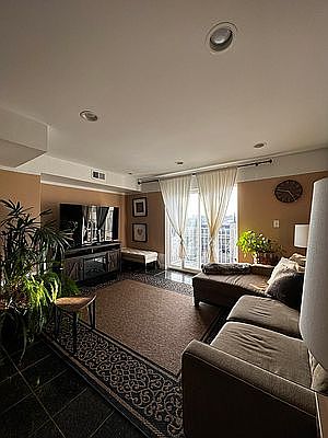 3rd image of 24-14 32nd St #2R