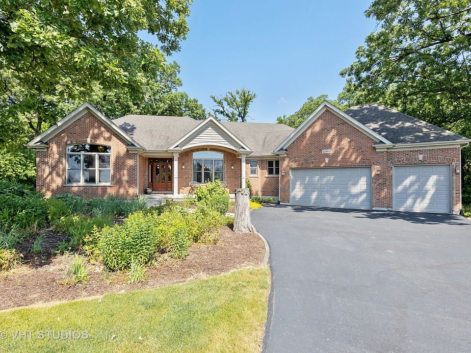 1st image of 15968 Whipple Pl