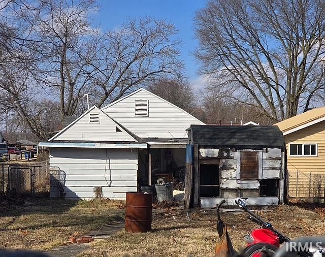 2nd image of 1745 W 10th St