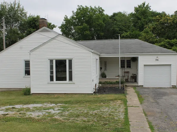 301 Shadowlawn Ave, Greencastle, IN 46135