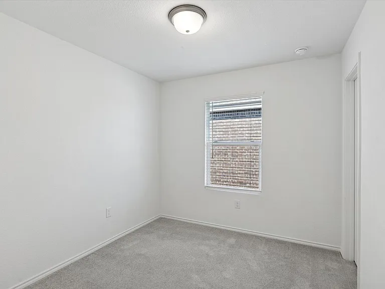 14020 Earlham St — Photo 18