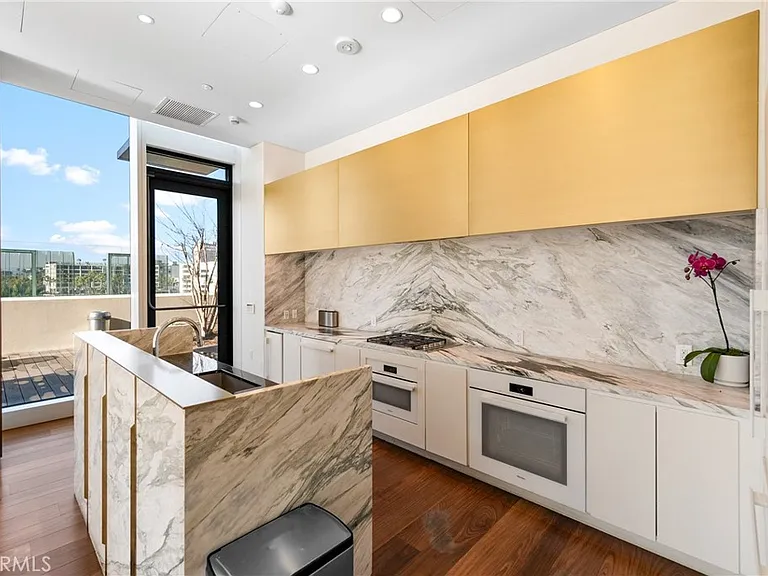 889 Francisco St #3305 — Photo 16