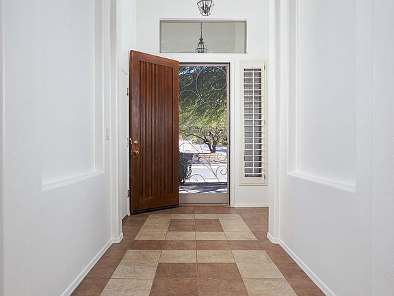 4th image of 4711 N Tomnitz Pl