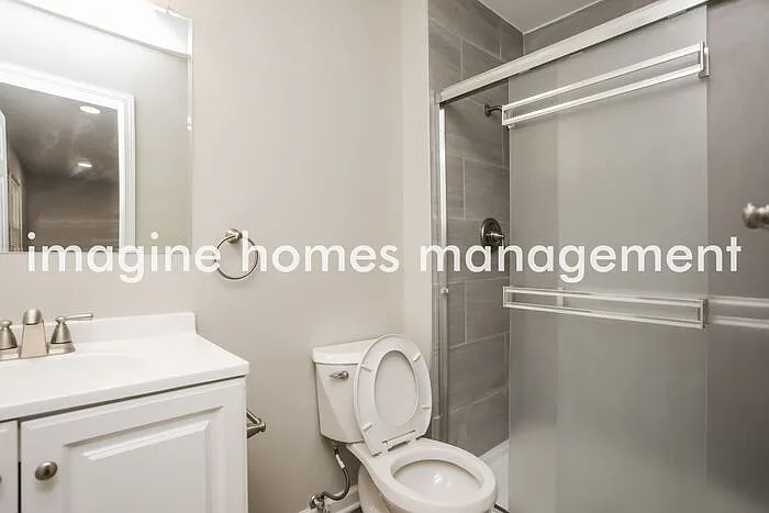 9411 Moody Park Dr — Photo 12