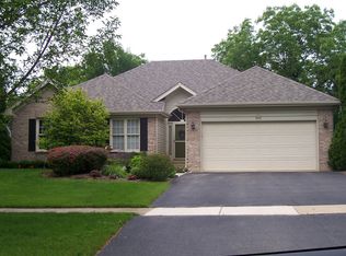 1612 Patricia Ln, St Charles, IL 60174