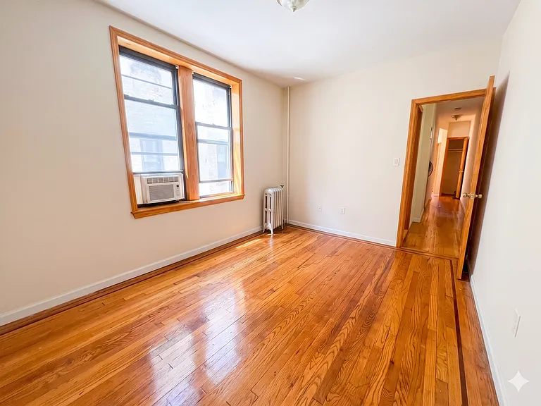 27-08 39th Ave #3B — Photo 7