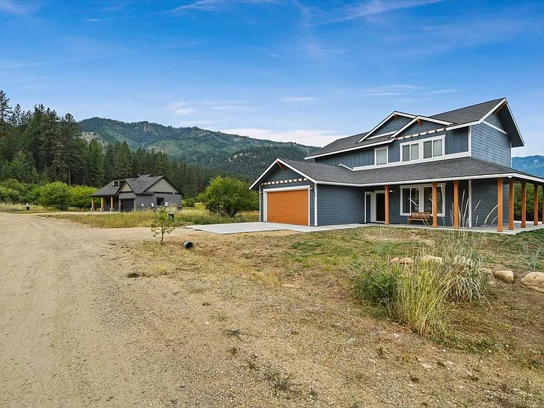 70 Wapiti Ct — Photo 3
