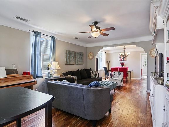 4th image of 3658 Piedmont Dr