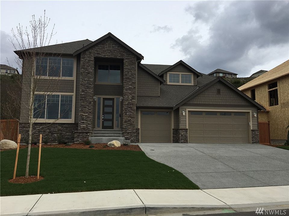 1st image of 10008 174th Ave E