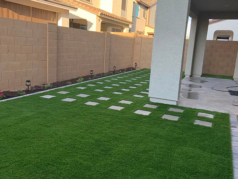 W Bluejay Dr — Photo 3