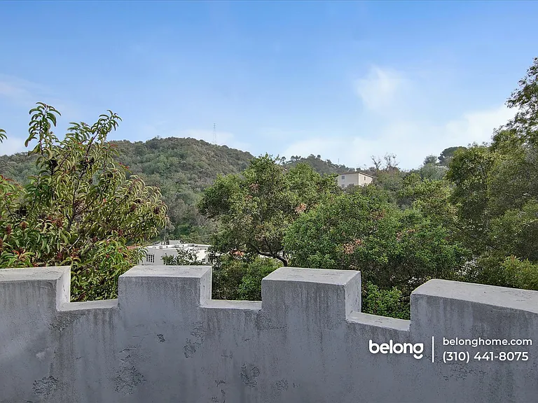 8527 Wonderland Ave — Photo 53