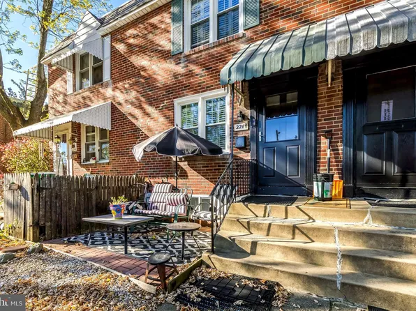 2214 Baker Dr, Allentown, PA 18103