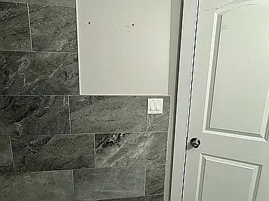1st image of 1075 Sanford Ave #3