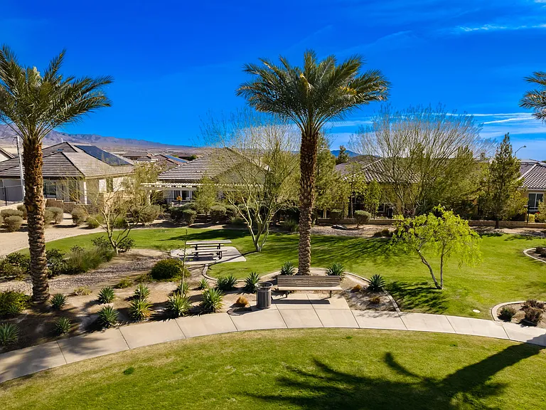 43001 Ascona Ln — Photo 33