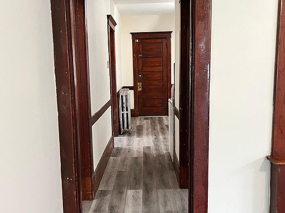 5th image of 0 Emerald Ave #1