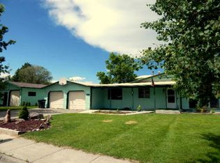 3615 E Geneva Dr, Ammon, ID 83406