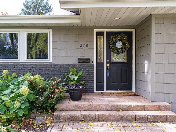 2nd image of 3118 W Elmwood Dr