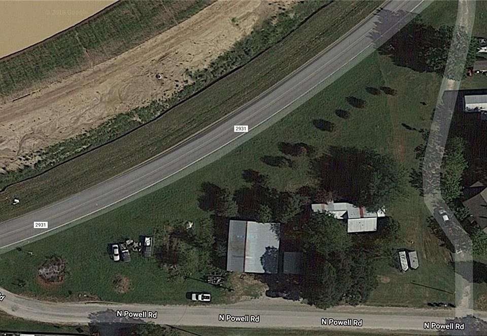2nd image of 11055 N Powell Rd