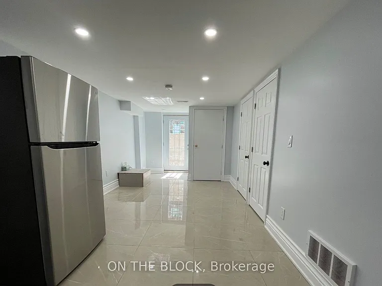 78 Tedford Dr — Photo 15