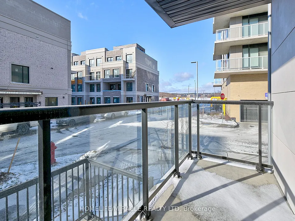 8 David Eyer Rd #1221