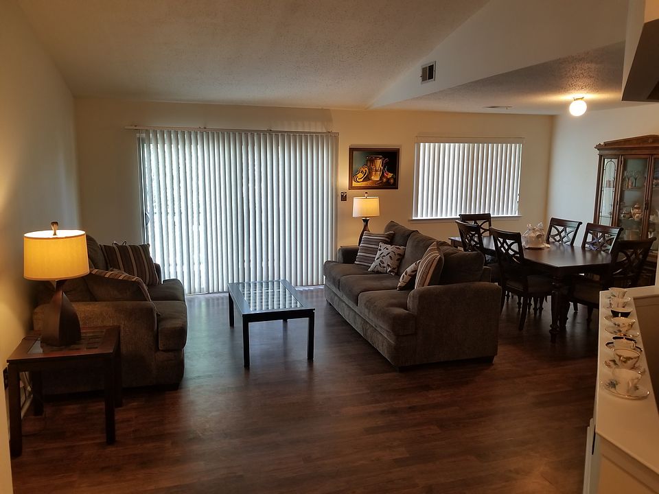 2nd image of 194 Drake Ln