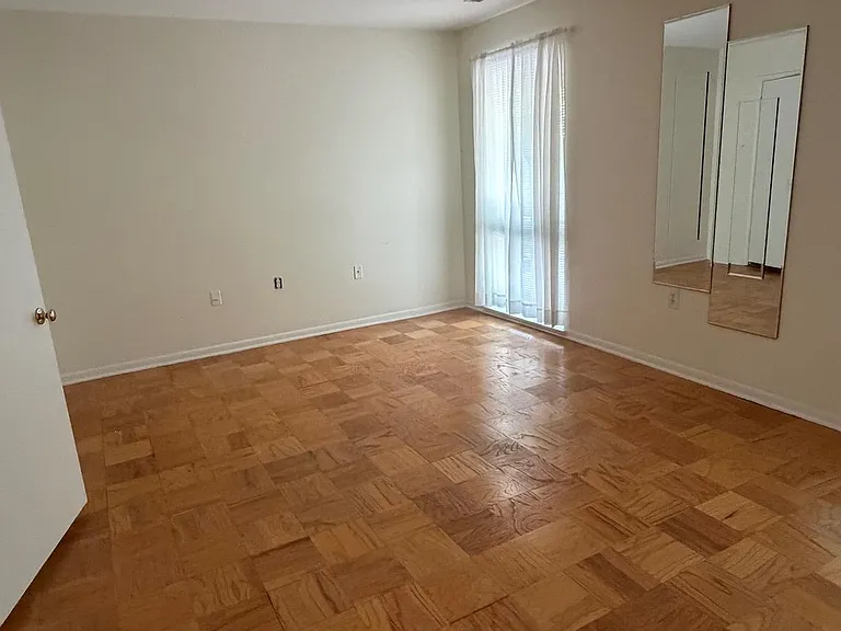 120 Cross Keys Rd #E — Photo 12