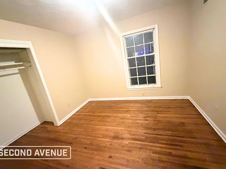 3088 Lynchburg St — Photo 9